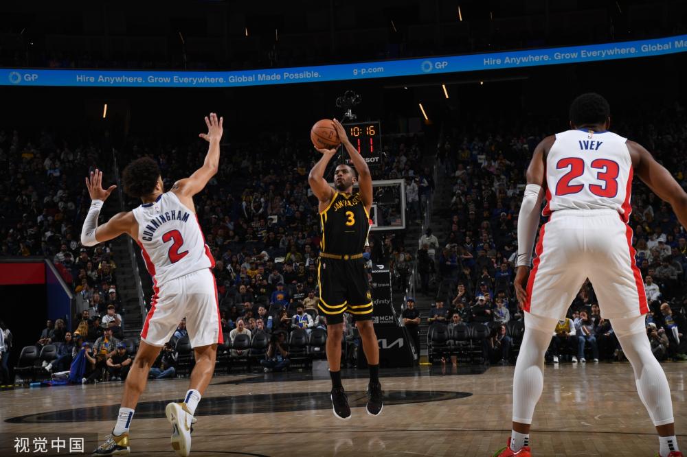 当篮板球保 当篮板球保