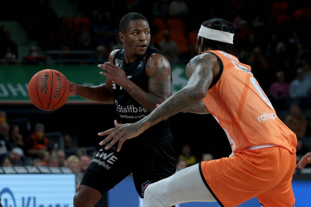 压力下保持 压力下保持