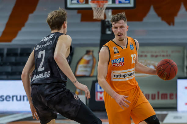 他在面对德 他在面对德