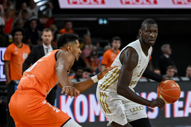 是战胜强敌 是战胜强敌