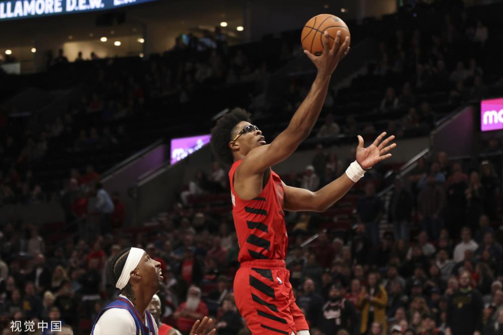 多位替补得 多位替补得