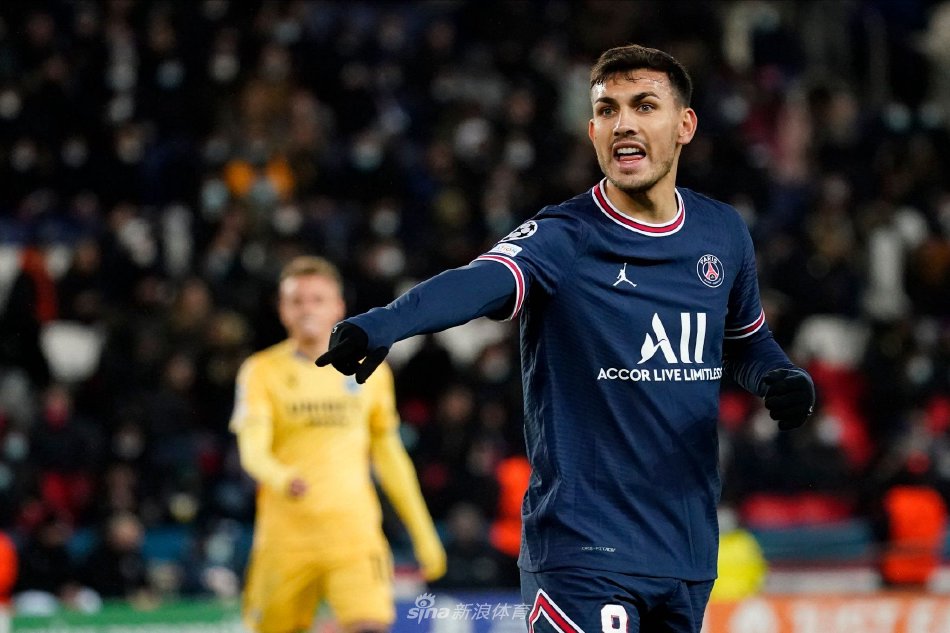 6分7篮板 6分7篮板