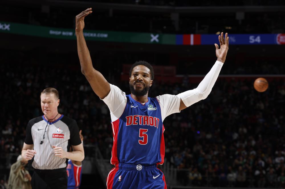 体育英超：强强对话 利物浦2-2战平曼城